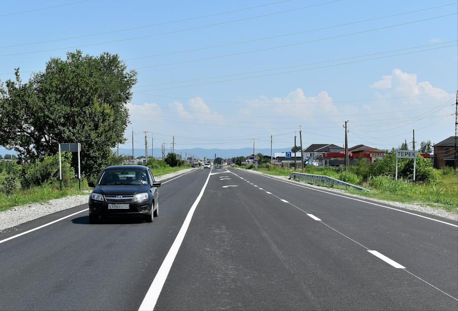 В Кабардино-Балкарии по нацпроекту отремонтировали объездные дороги городов Терек и Майский